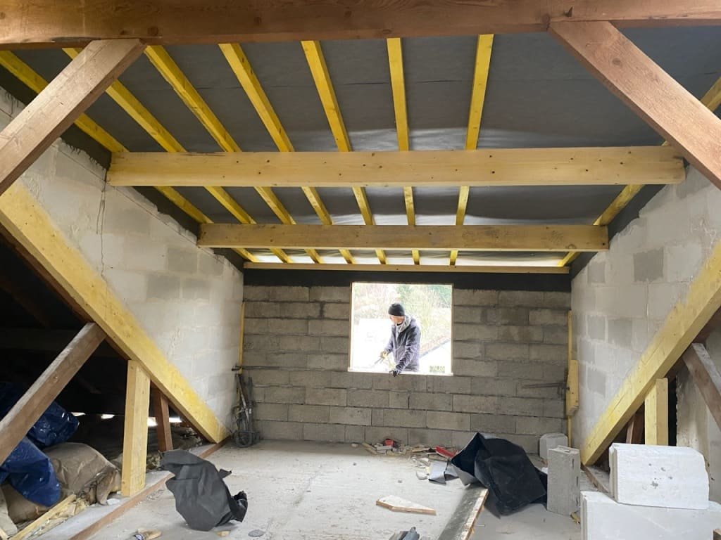 Artisan couvreur zingueur à Compiègne